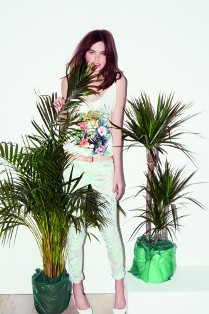 Jennyfer - tropical paradise (http://blog.mapaobchodov.sk)